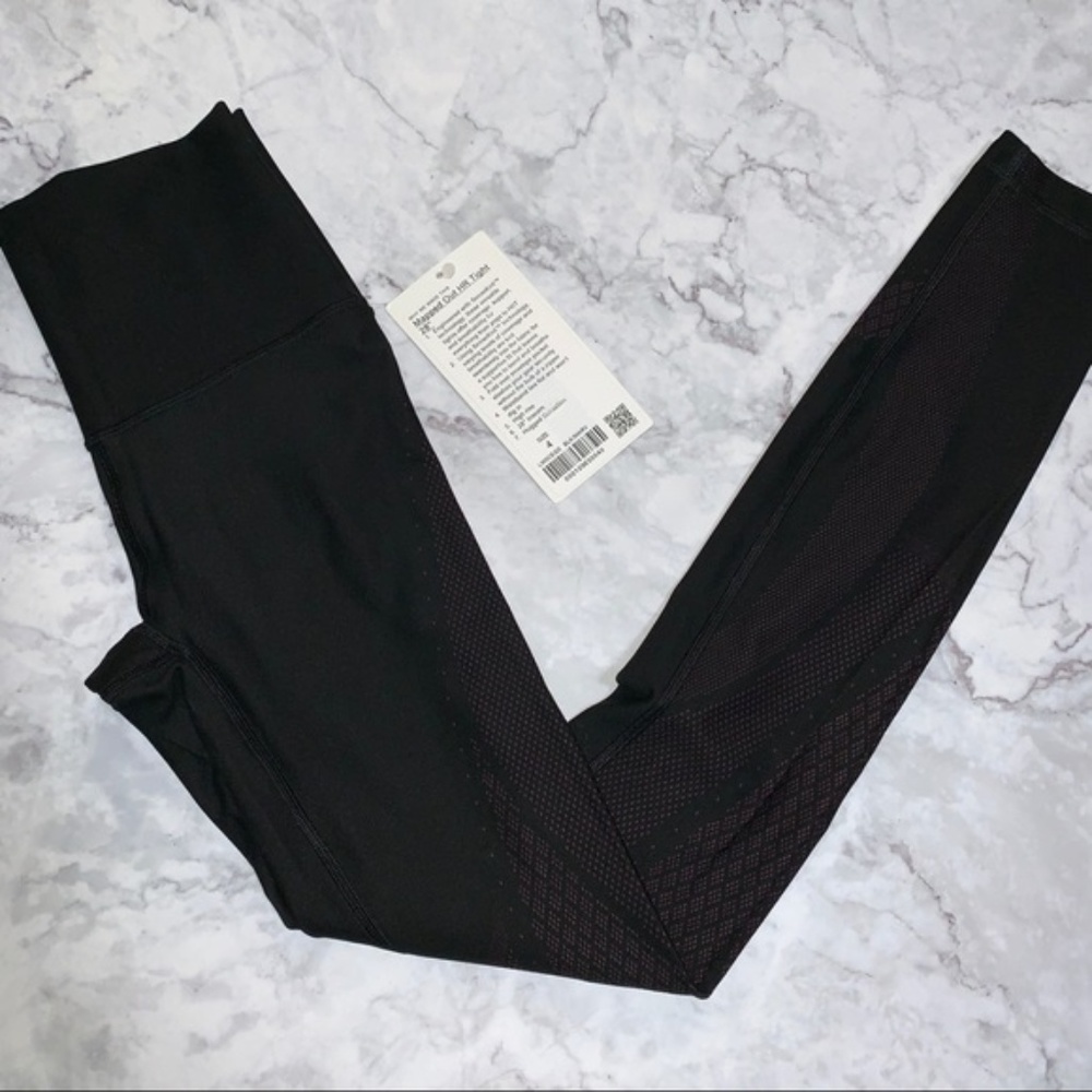 Lululemon Mapped Out High Rise Tight 28” NWT - Picture 4 of 8